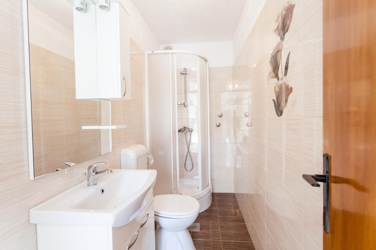 Apartments By The Sea Lumbarda, Korcula - 10049 المظهر الخارجي الصورة