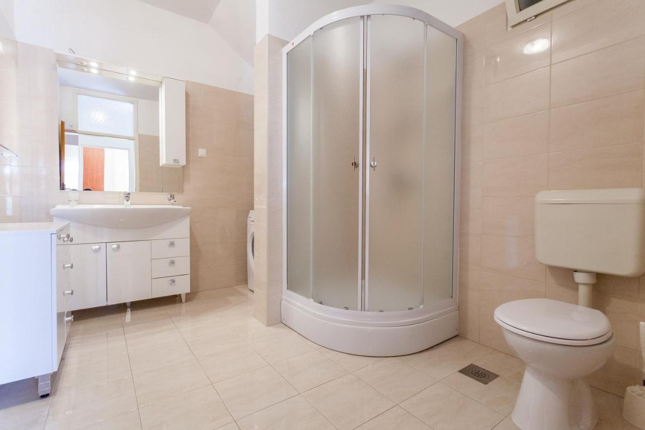 Apartments By The Sea Lumbarda, Korcula - 10049 المظهر الخارجي الصورة